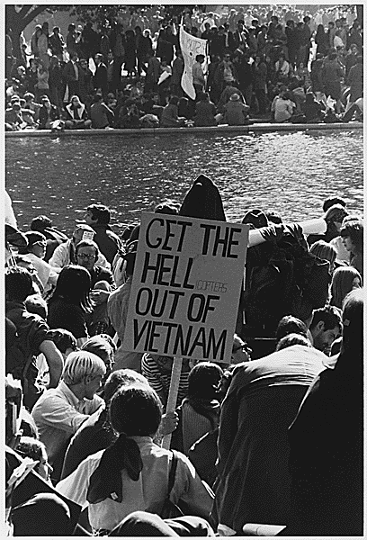 essay on vietnam war protests Vietnam war: 6 personal essays describe the sting of a tragic conflict protesting what military pilots were doing in the skies over vietnam. essay on vietnam war protests Vietnam war: 6 personal essays describe the sting of a tragic conflict protesting what military pilots were doing in the skies over vietnam.